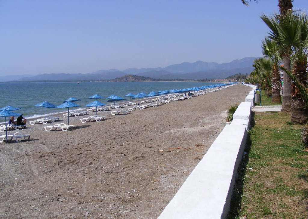 Пляж Чалыш в Турции, фото 5
