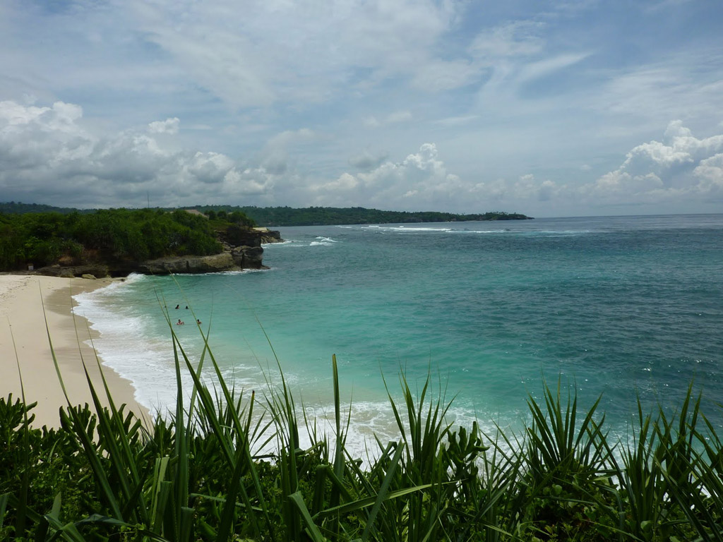 Пляж Нуса-Лембонган в Индонезии, фото 7
