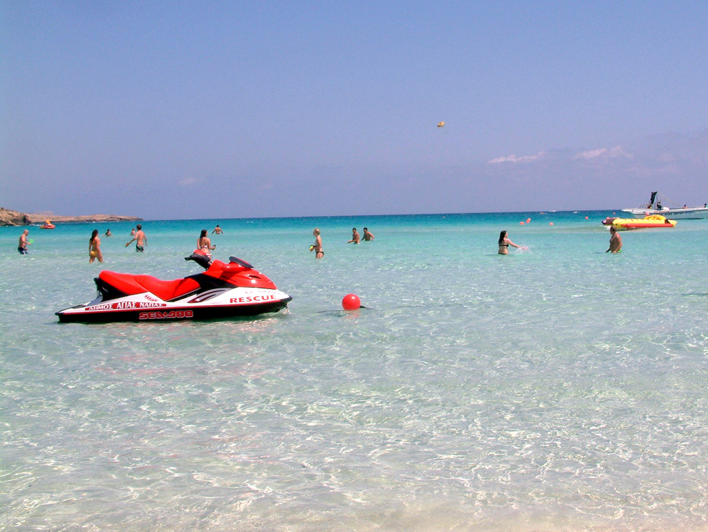 Пляж Нисси на Кипре, фото 8