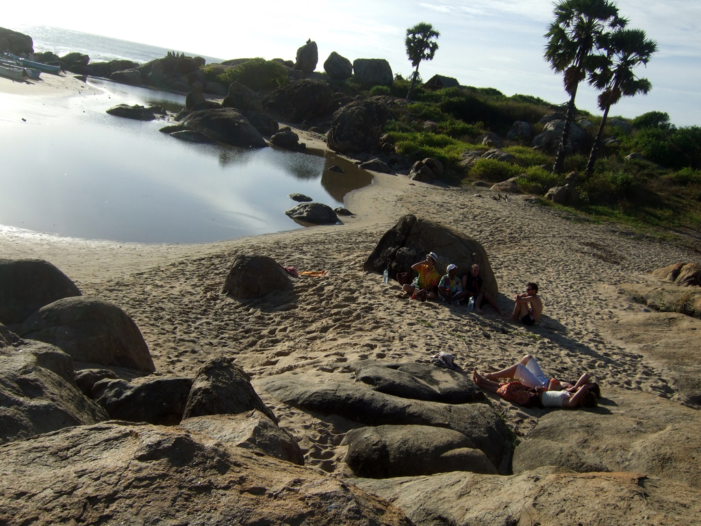 Пляж Поттувиль Поинт в Шри-Ланке, фото 1