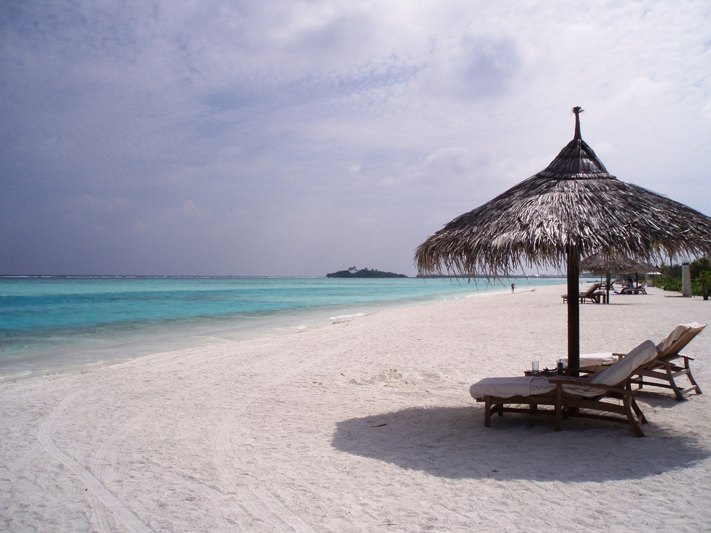 Пляж острова Куда Хураа на Мальдивах, фото 4