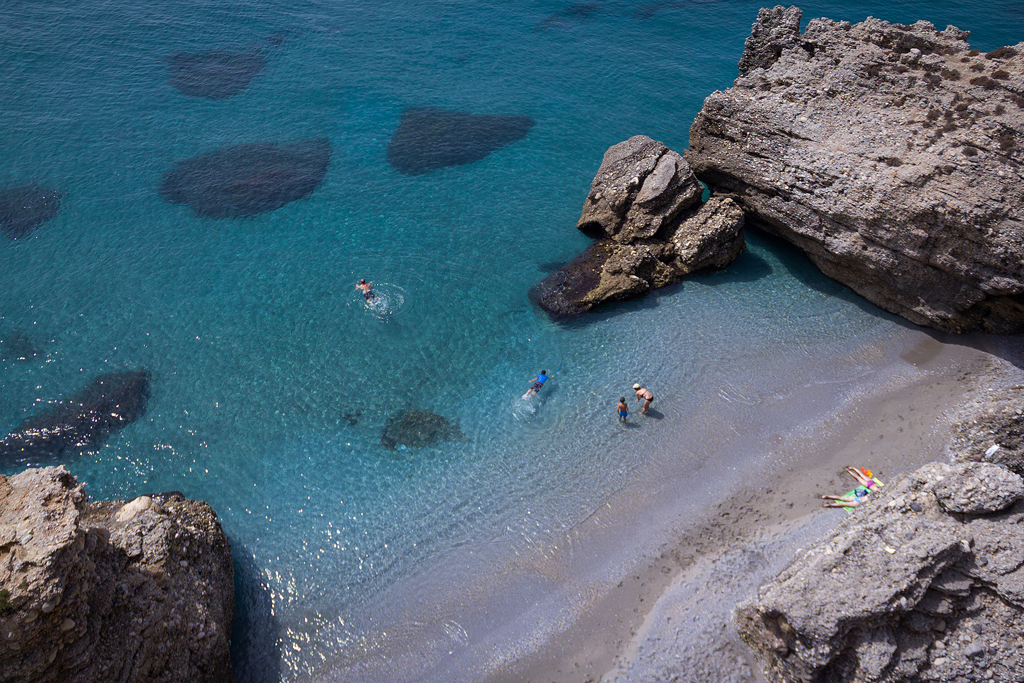Пляж Нерха в Испании, фото 11