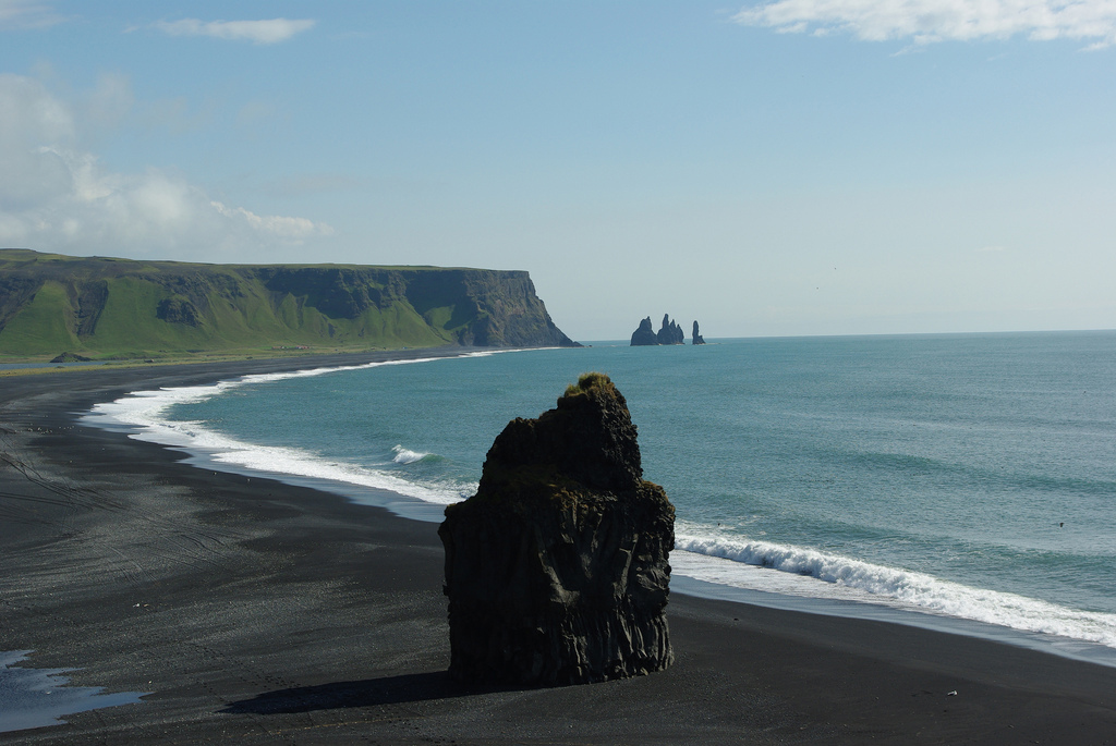Пляж Мыс Дирхолаэй в Исландии, фото 7