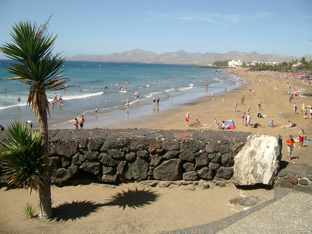 Пляж Пуэрто-дель-Кармен в Испании, фото 2