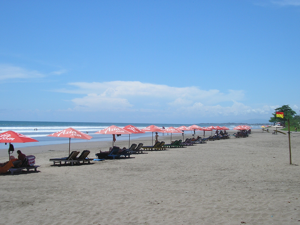 Пляж Семиньяк в Индонезии, фото 2