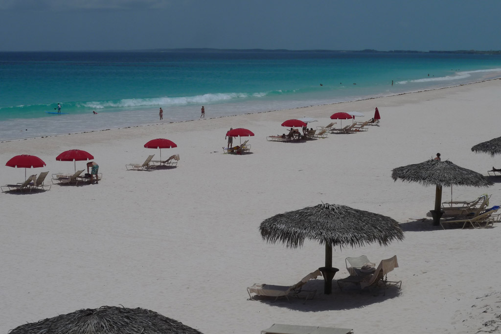 Пляж Пинк Сэндс на Багамских Островах, фото 7