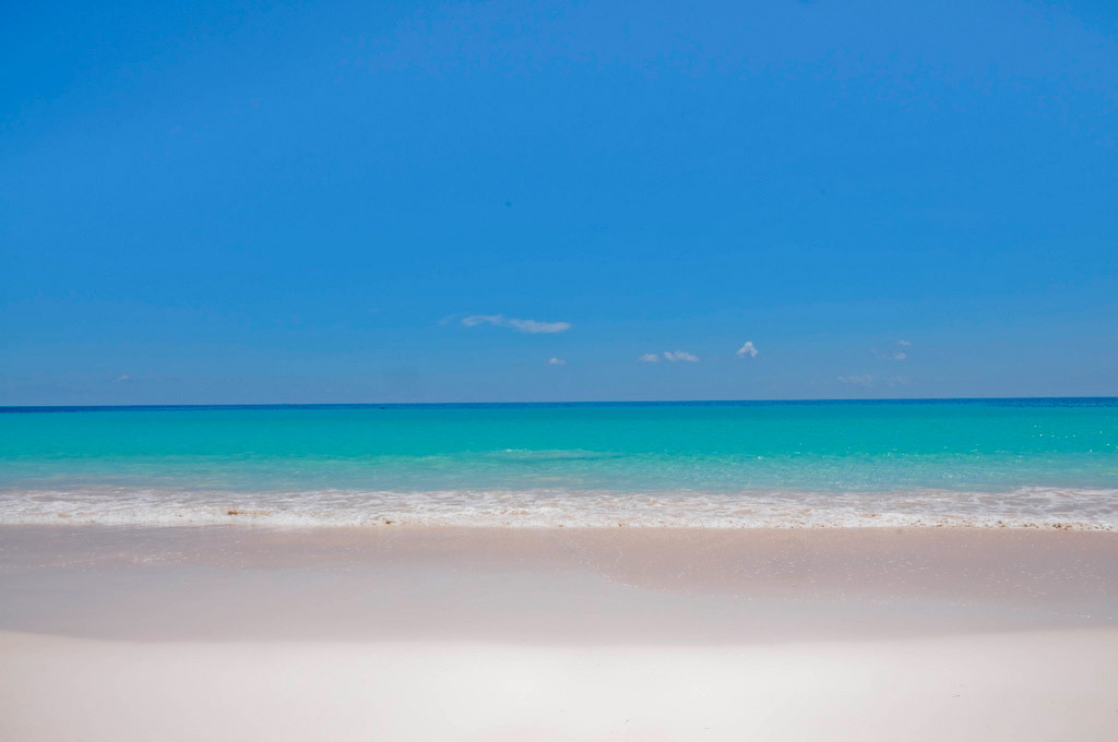 Пляж Пинк Сэндс на Багамских Островах, фото 14