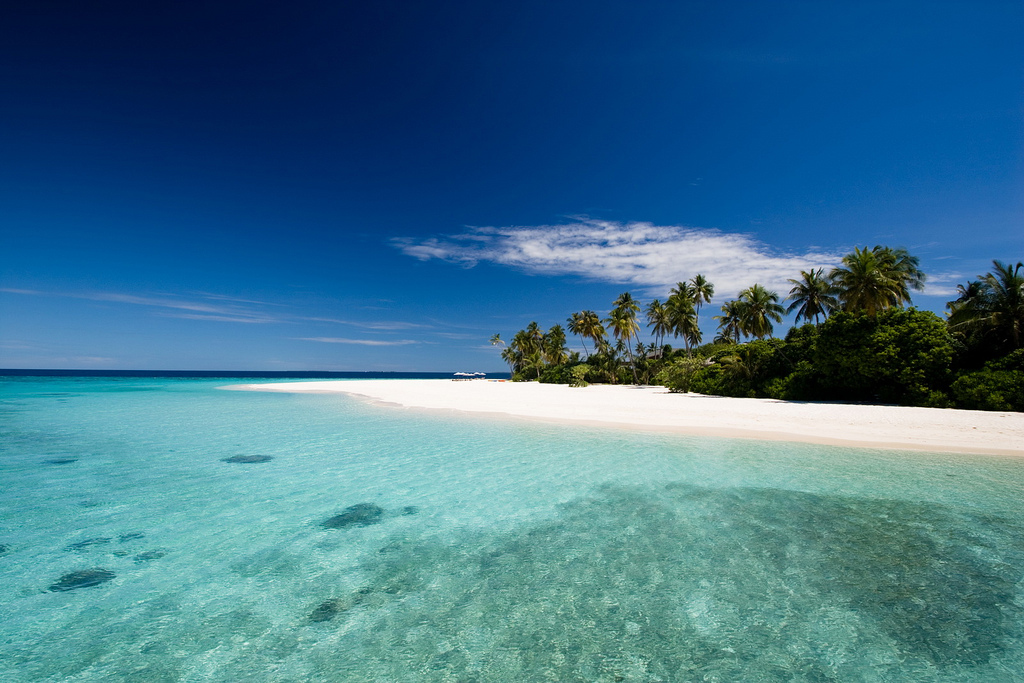 Пляж острова Алила Виллас Хадахаа на Мальдивских островах, фото 3