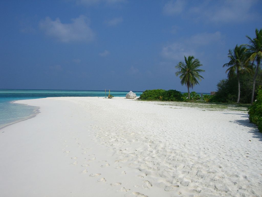 Пляж острова Сан Айлэнд на Мальдивских островах, фото 9