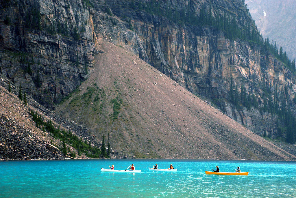 Озеро Морейн в Канаде, фото 12