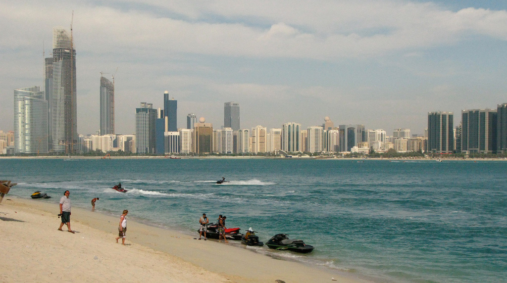 Пляж Абу-Даби в ОАЭ, фото 1