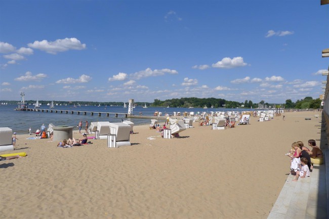 Strandbad Wannsee - Самый большой естественный пляж Европы.