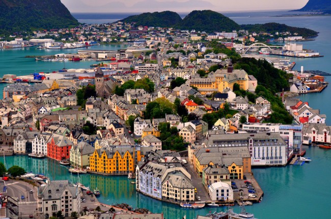 Норвегия – это то место, где сердце замирает и поёт от такой потрясающей красоты