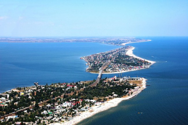 Затока – Бугаз – шикарные песчаные пляжи в Одесской области, протянувшиеся более чем на 100 километров.