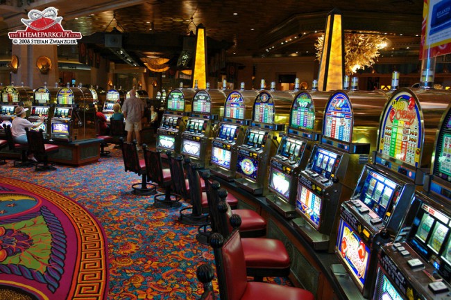 На Багамских островах огромное количество увеселительных заведений и казино.