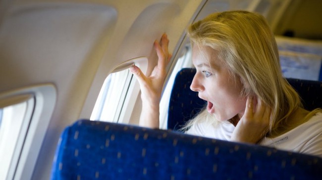 Стресс вызывает невозможность лично влиять на ситуацию в полете.