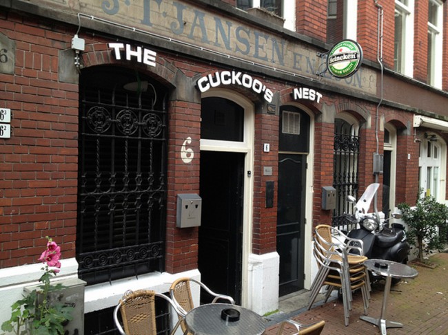 Cuckoosnest - одно из популярных гей-заведений в толерантном во всех отношениях Амстердаме
