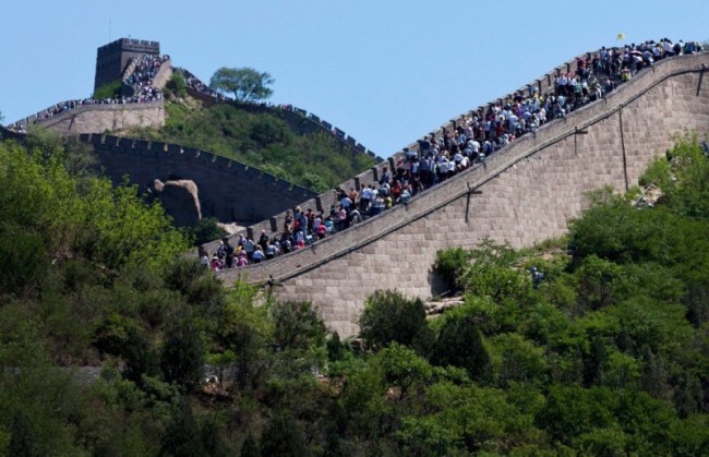 Туристы на великой китайской стене
