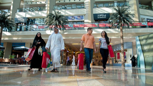 Шопинг в Объединённых Арабских Эмиратах – это море удовольствия, масса восхищения и уйма качественного товара, одним словом мекка современного шопинга