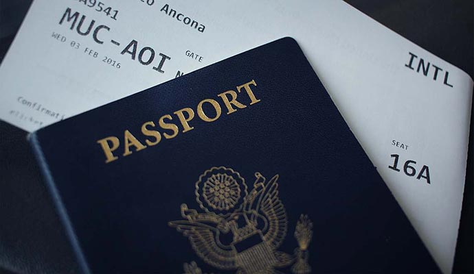 Если рейс международный, совпадение данных с указанными в паспорте должно быть стопроцентным.
